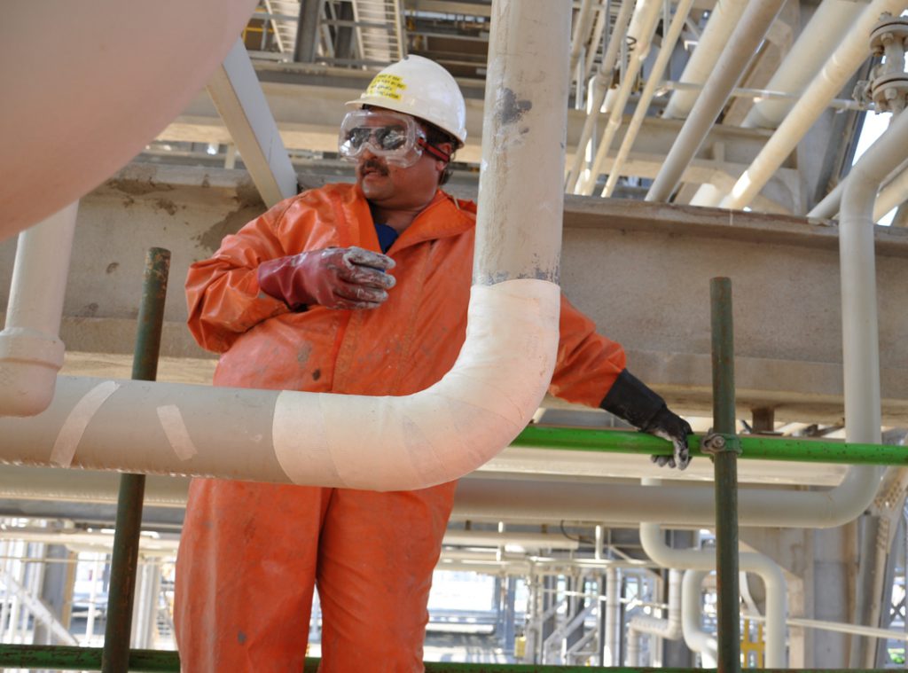 SylWrap HD Pipe Repair Bandage reinforced an degraded elbow on a sulphuric acid pipe line in Saudi Arabia