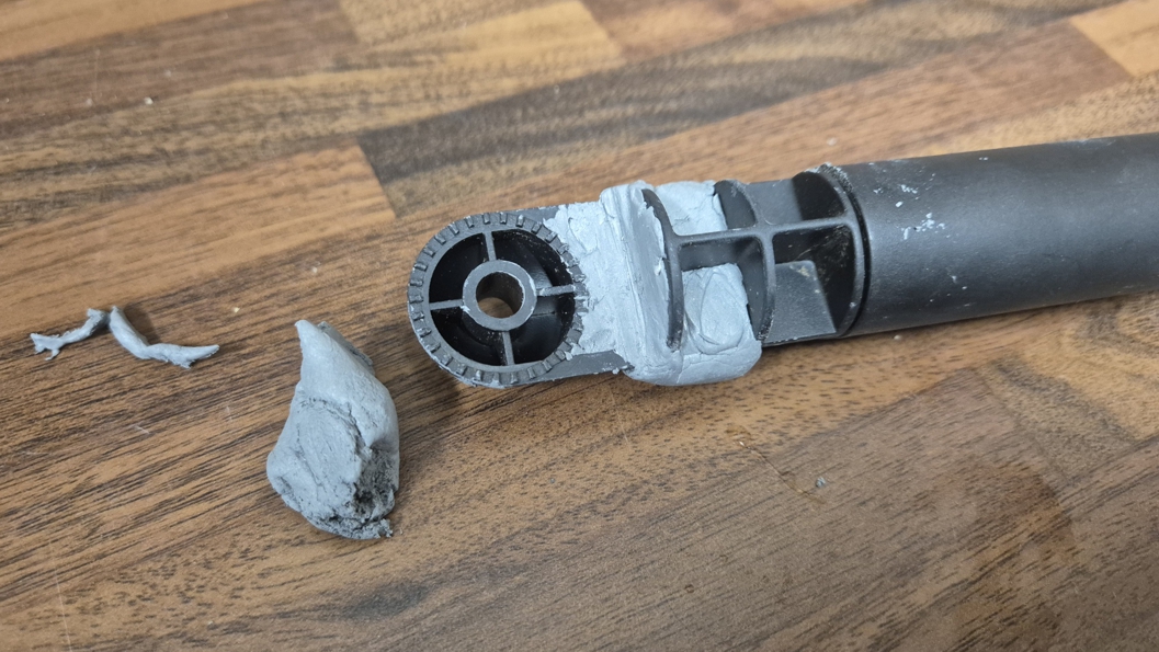 Superfast Aluminium Epoxy Putty used to mechanically bond a broken Christmas light projector fitting back together