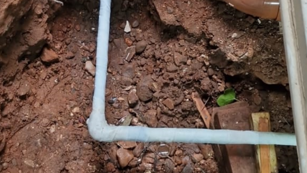 SylWrap HD Pipe Repair Bandage used to create an impact resistant shell to prevent stone becoming embedded into a pipe