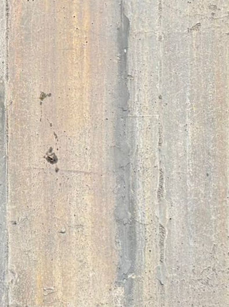 Cracks in a C6 concrete wall at a coal mine in Australia having undergone seamless repair with Sylmasta AB Original Epoxy Putty